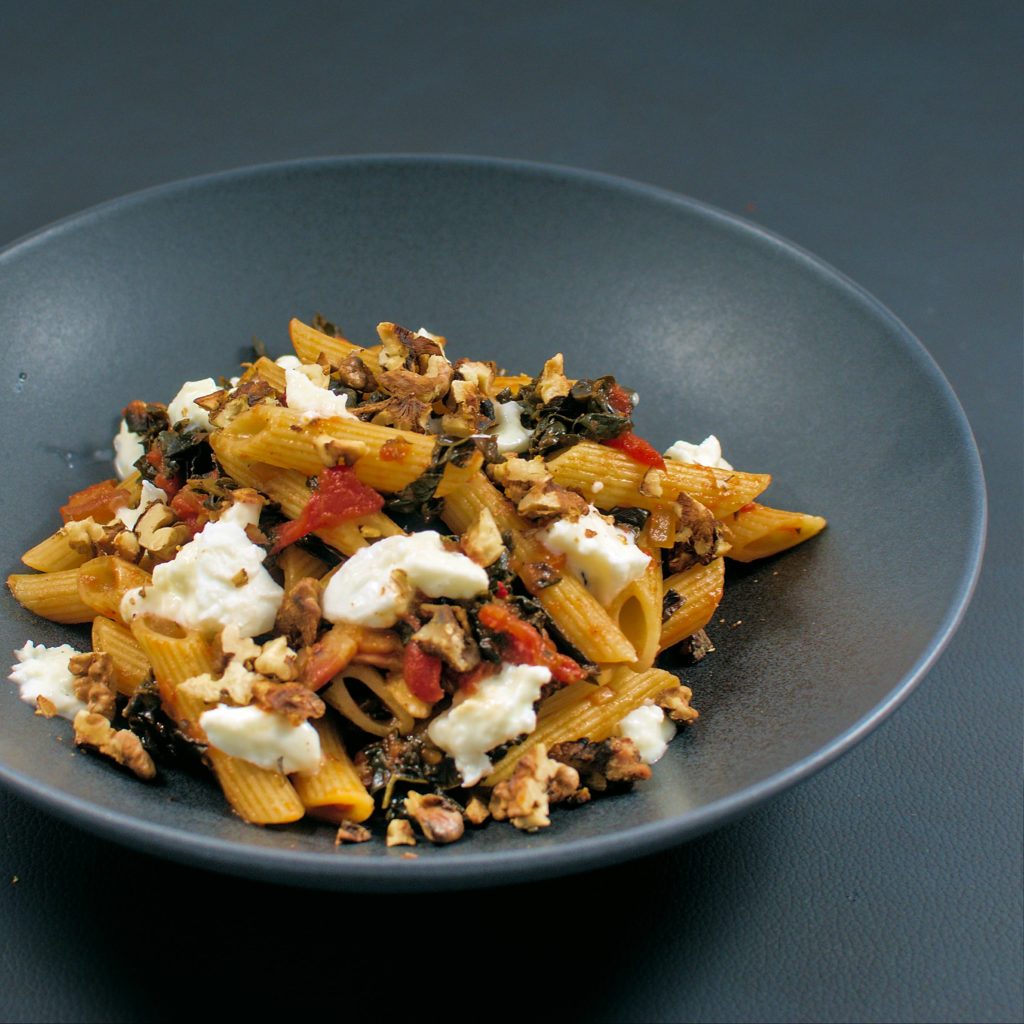 Schwarzkohl | Pancetta | Büffelmozzarella | Penne