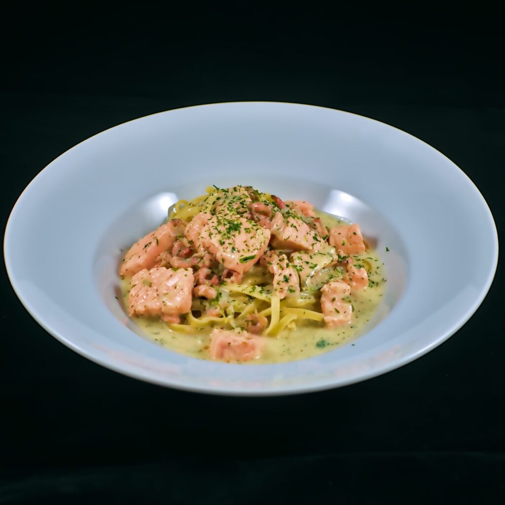 Kräuter-Rahm-Sauce | Lachs | Nordseekrabben | Pasta | Dill